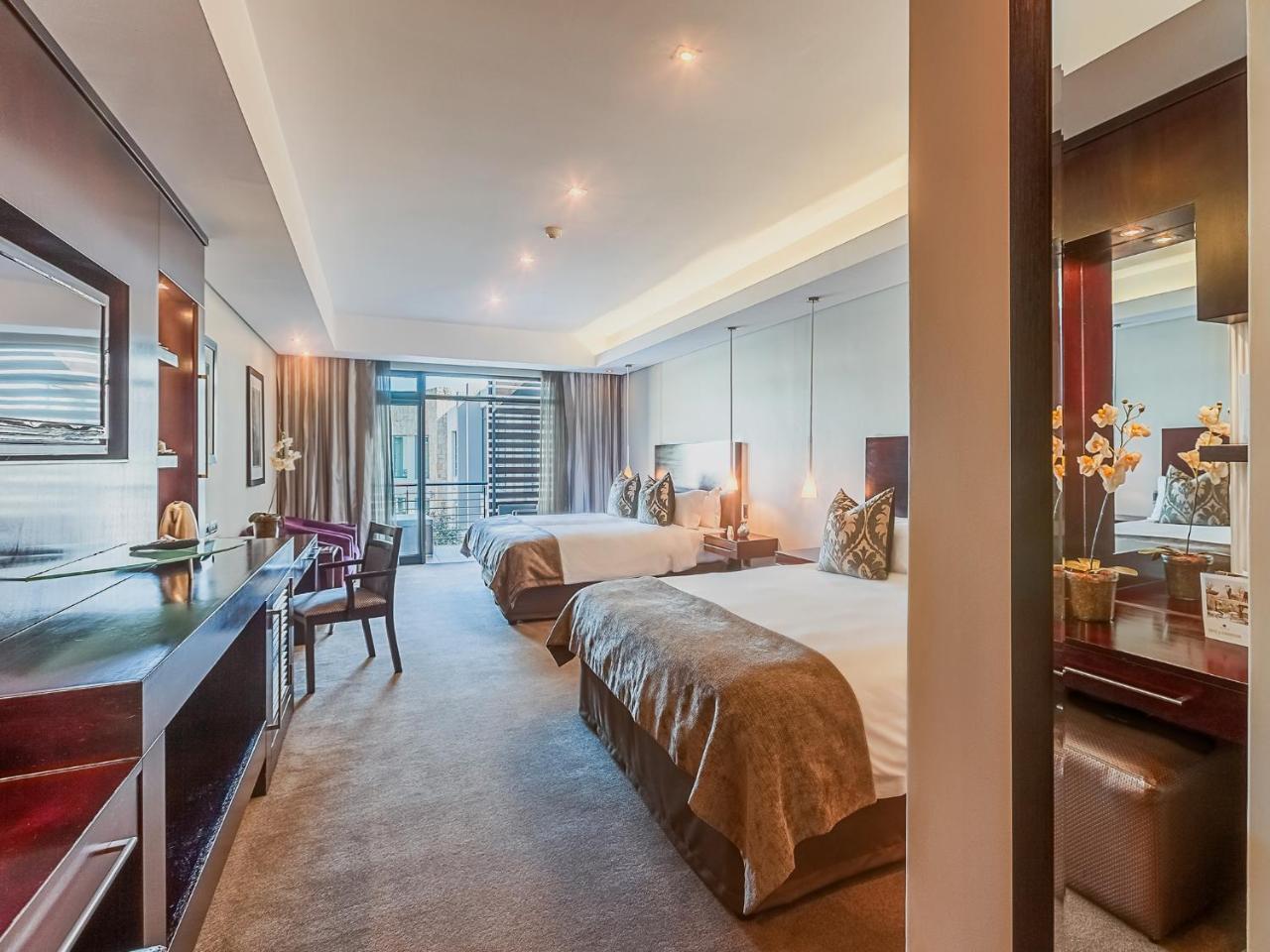 The Fairway Hotel, Spa & Golf Resort Randburg Luaran gambar